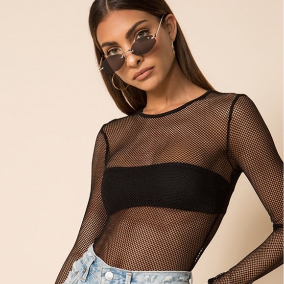 SOLD!!!! Superdown Tyarra Fishnet Bodysuit - Size Small - Picture 1 of 10